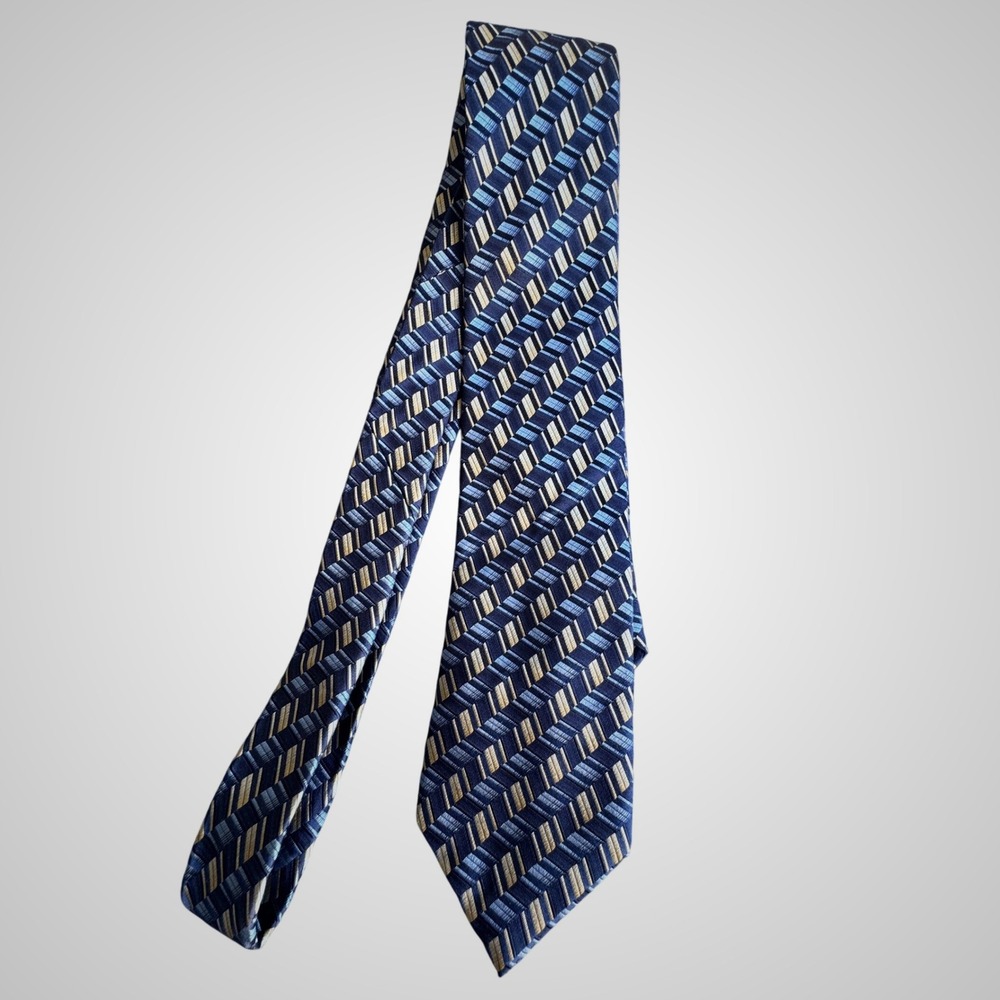 Pronto Uomo Couture Mens Silk Tie Navy Blue Tan Geometric Chevron Pattern